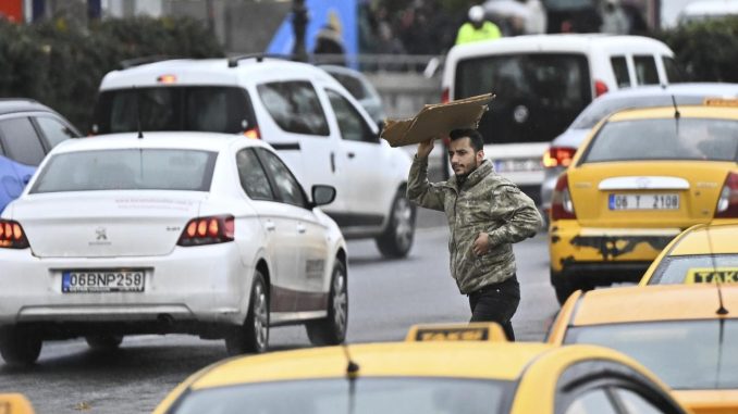 sicakliklar-hizla-dusecek-kuvvetli-yagislar-kapida-5BBjexRK.jpg